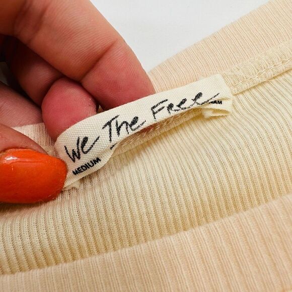 Free People Size Medium Slouchy Oversized Feelin It Patchwork Embroidered Shirt - Picture 9 of 12